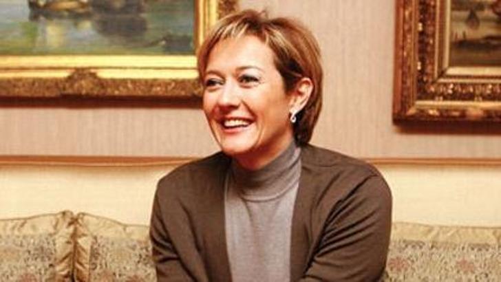 Revna Hanım'dan anlamlı ziyaret