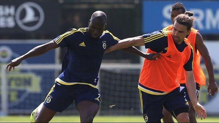Devler istiyor, Fener bırakmıyor