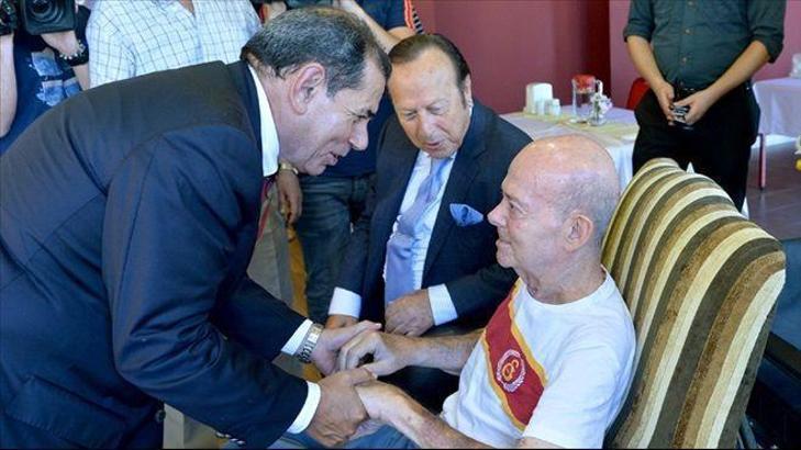 Turgay Şeren'e moral ziyareti