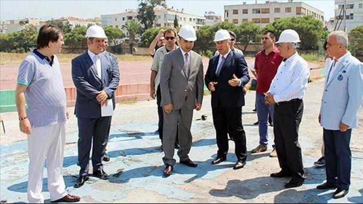 Vali, Karşıyaka Stadı'nda incelemelerde bulundu