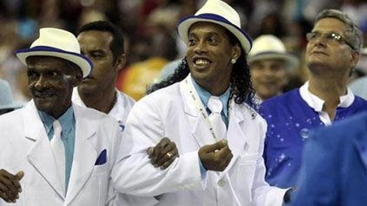 Karnavalda Ronaldinho şov