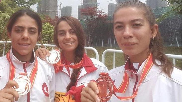 Atletizmde tarihi madalya!