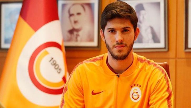 Galatasaray'ın genç kalecisi Batuhan Şen'e teklif yağıyor