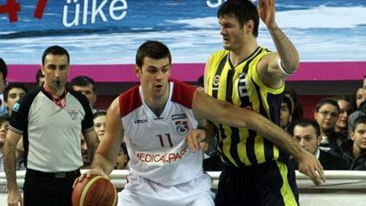 F.Bahçe son periyotta: 74-86