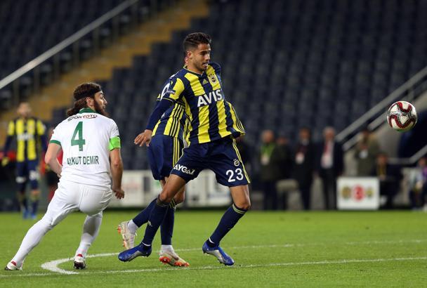 Fenerbahçe'de Diego Reyes ve İsla ayrılabilir