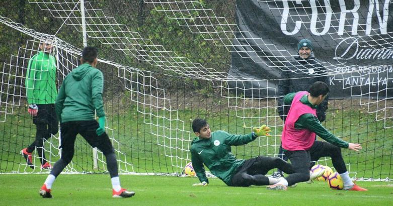 Atiker Konyaspor şut ve gol çalıştı
