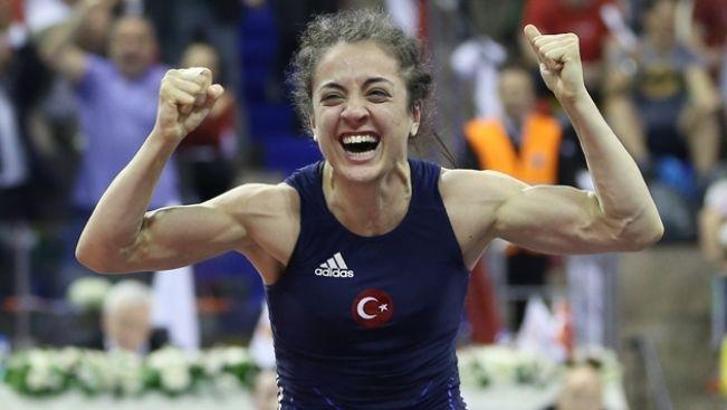 Bediha Gün, bronz madalyanın sahibi oldu