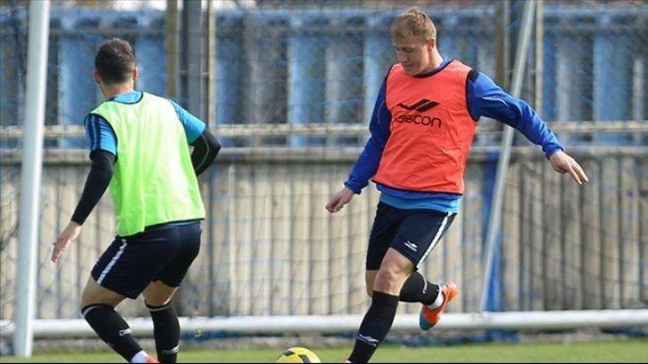 Senijad İbricic Vardar'a gitti