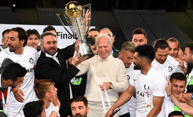 Altay'da Mustafa Denizli ve taraftara sert tepki