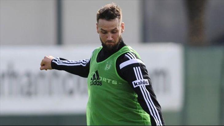 Milosevic'ten sakatlık açıklaması