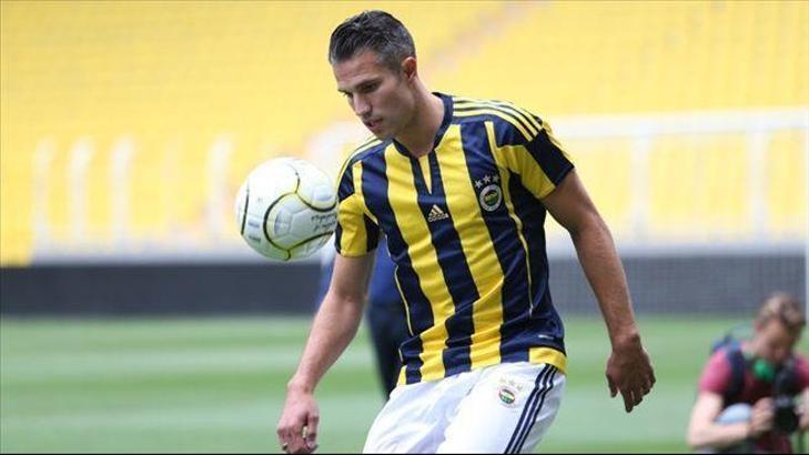 Van Gaal, Van Persie'nin adını bile anmadı!