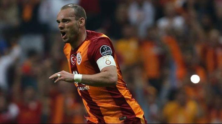 Galatasaray'da Wesley Sneijder krizi!
