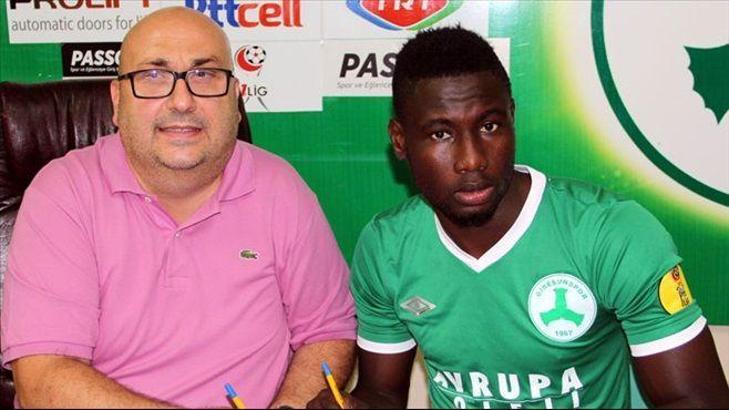 Basit Adam ile iki yıllık sözleşme imzalandı