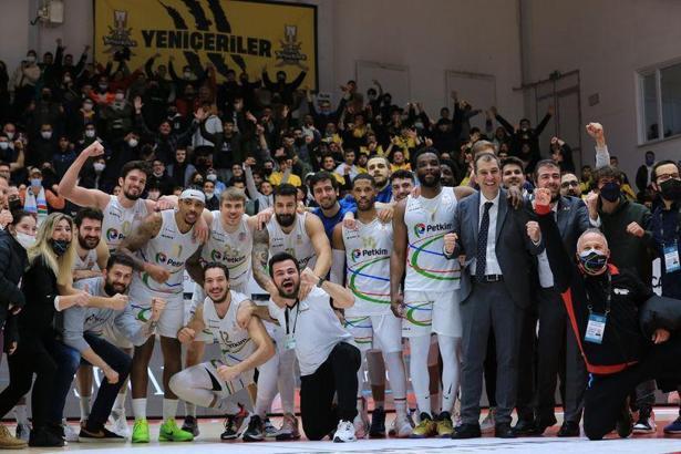 Burak Gören: Fenerbahçe gibi büyük bir devi yendik