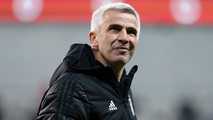 Beşiktaş'ta Önder Karaveli oyuncularına seslendi