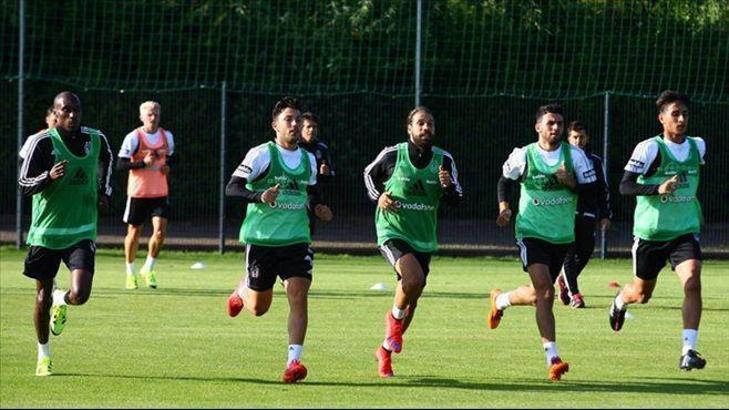 Beşiktaş akşam idmanı ile günü tamamladı