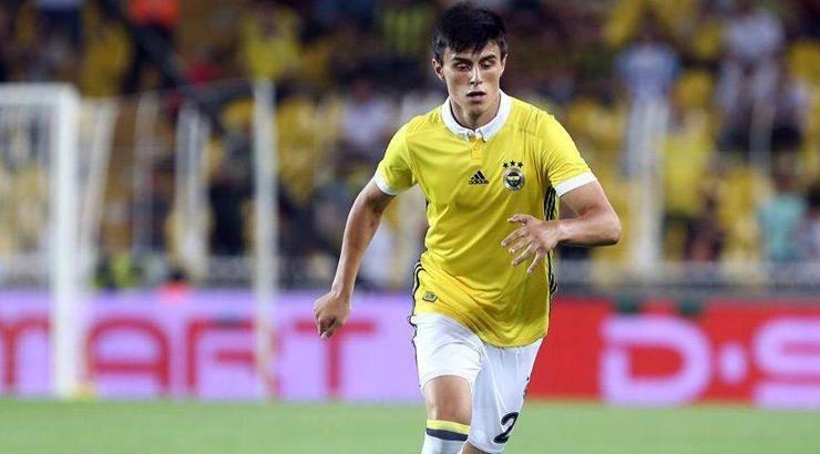 Eljif Elmas kiralanıyor