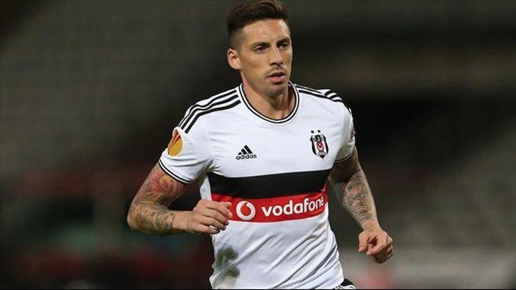 Estudiantes'in Jose Sosa hayali bitti