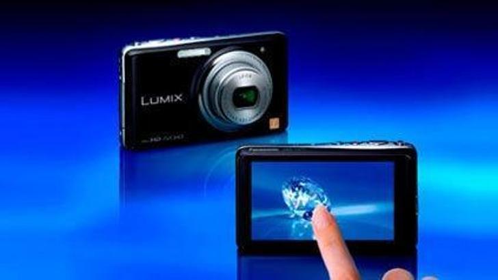 Makyaj yapan fotoğraf makinesi
