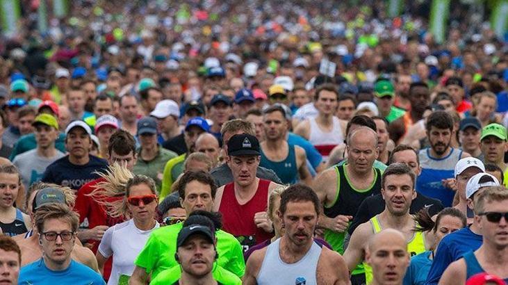 Düsseldorf Maratonu'nda Türk atletler yarıştı