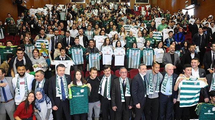 BTSO'dan lise öğrencilerine Bursaspor forması