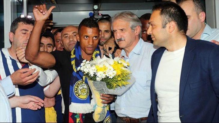 Nani, İstanbul'da! İşte ilk açıklaması...