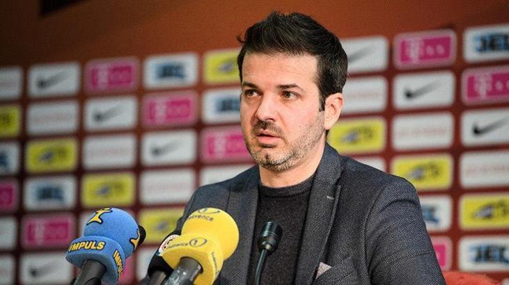 Semih Kaya'lı Sparta Prag, Stramaccioni ile yollarını ayırdı