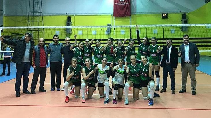 Salihli'nin genç sultanları il şampiyonu oldu