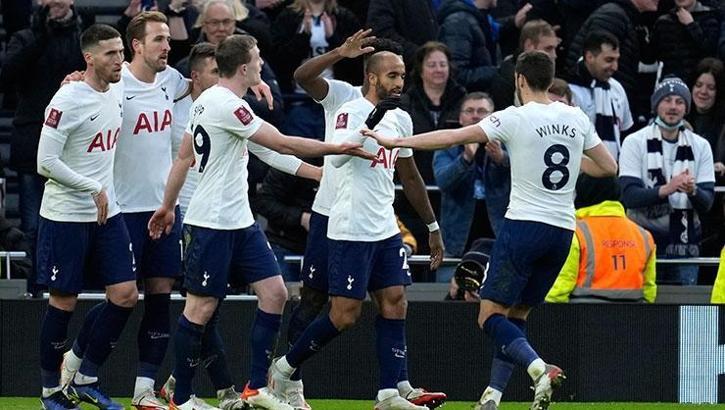 Tottenham'dan Arsenal maçının ertelenmesine sert tepki