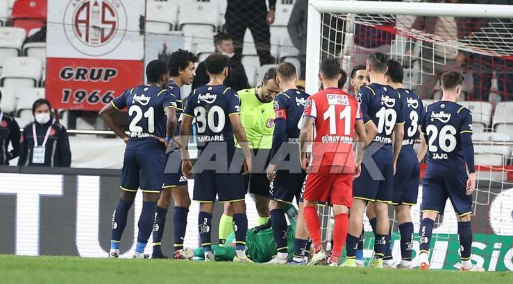 Son dakika! Fenerbahçe'de Berke Özer şoku yaşanıyor