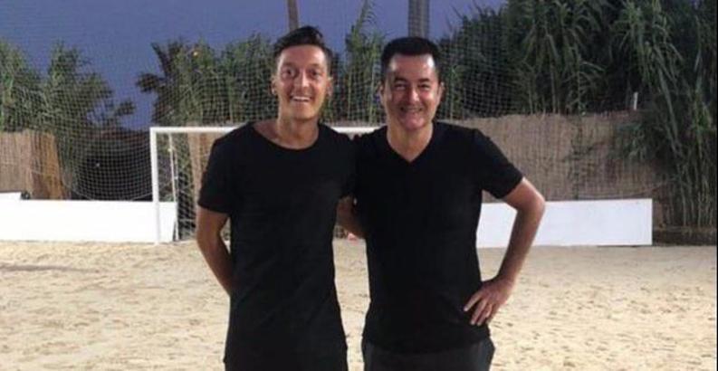 Acun Ilıcalı açıkladı! İşte Survivor'un ilk yarışmacısı