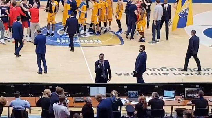 CSKA Moskova - Khimki maçının sonunda tartışmalı pozisyon