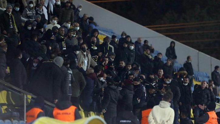Bandırmaspor 'saldırı', Menemenspor 'provokasyon' dedi