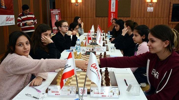 Arzum Türkiye Kadınlar Satranç Şampiyonası, Antalya'da başladı