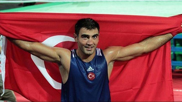 Bahram Muzaffer çeyrek finalde