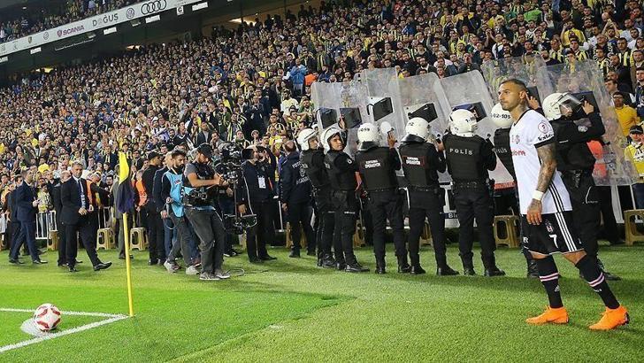 Bakan Bak'tan TFF'nin derbi kararına ilişkin açıklama