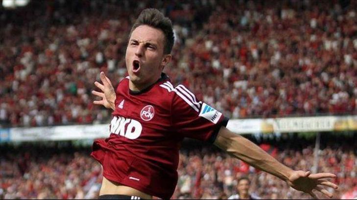 Borussia Mönchengladbach Drmic'i transfer etti