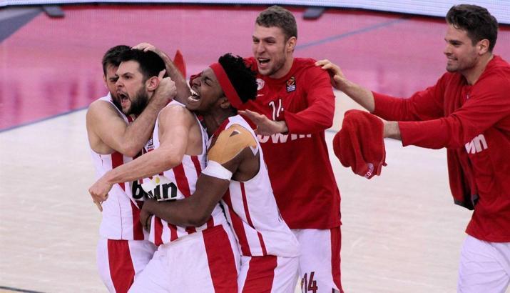Eksik Olympiacos, Baskonia'yı uzatmada geçti: 91-87