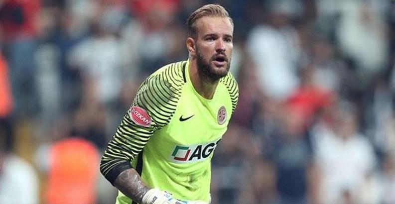 Ruud Boffin Antalyaspor'da kaldı