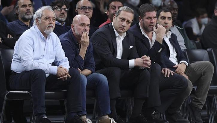Galatasaray'da yönetimi bir kriz daha bekliyor