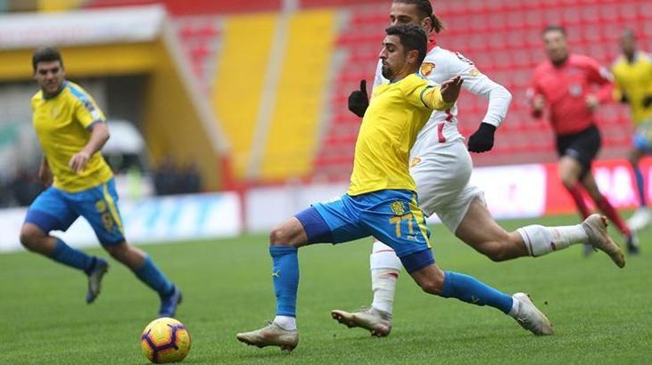 Ankaragücü'nde Youness Mokhtar takımdan ayrıldı!