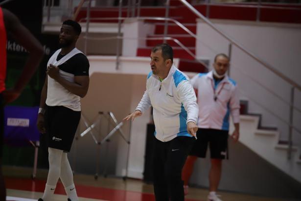 Aliağa Petkimspor, Fenerbahçe Beko maçına hazırlanıyor