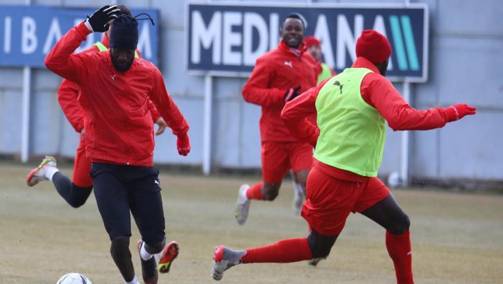 Sivasspor, lider Trabzon maçına hazırlanıyor