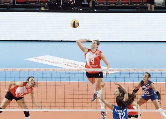 Türk Hava Yolları: 3 - Halkbank: 1