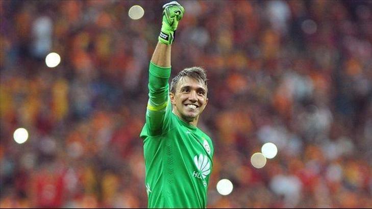 Muslera'ya vize şartı 20 milyon!