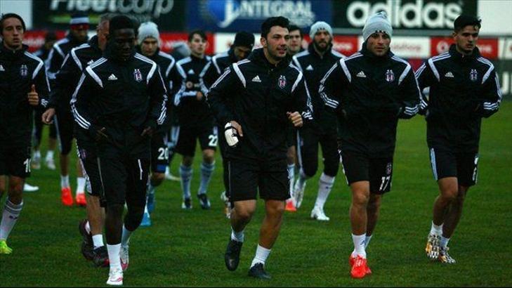 Tolgay Arslan sahaya indi