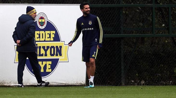 Alper Potuk derbide yok