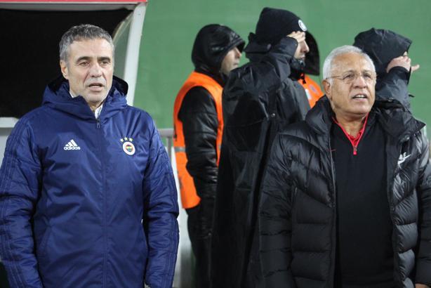 Giresunspor'da Hüseyin Kalpar ile yollar ayrıldı