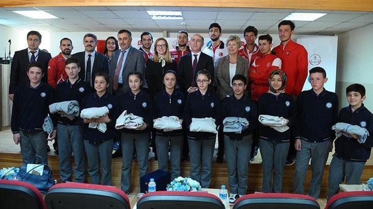 P&G Türkiye'den büyük destek