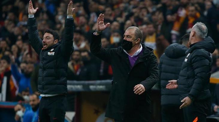 Galatasaray taraftarından Fatih Terim'e tepki!